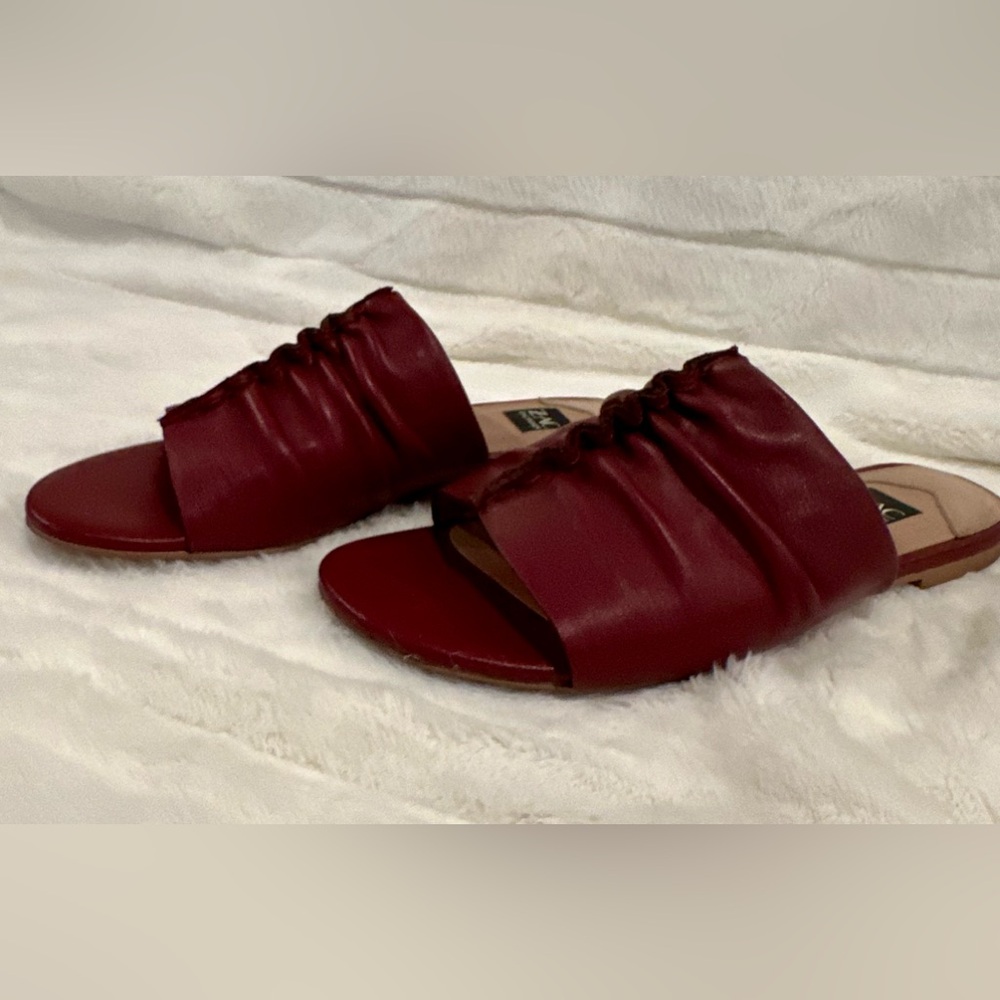 ZAC Zac Posen Red Leather women’s sandals, slides size 8 GREAT used condition